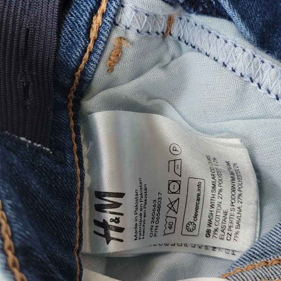 H&M slim fit shorts size 2-3Y - Picture 10 of 12
